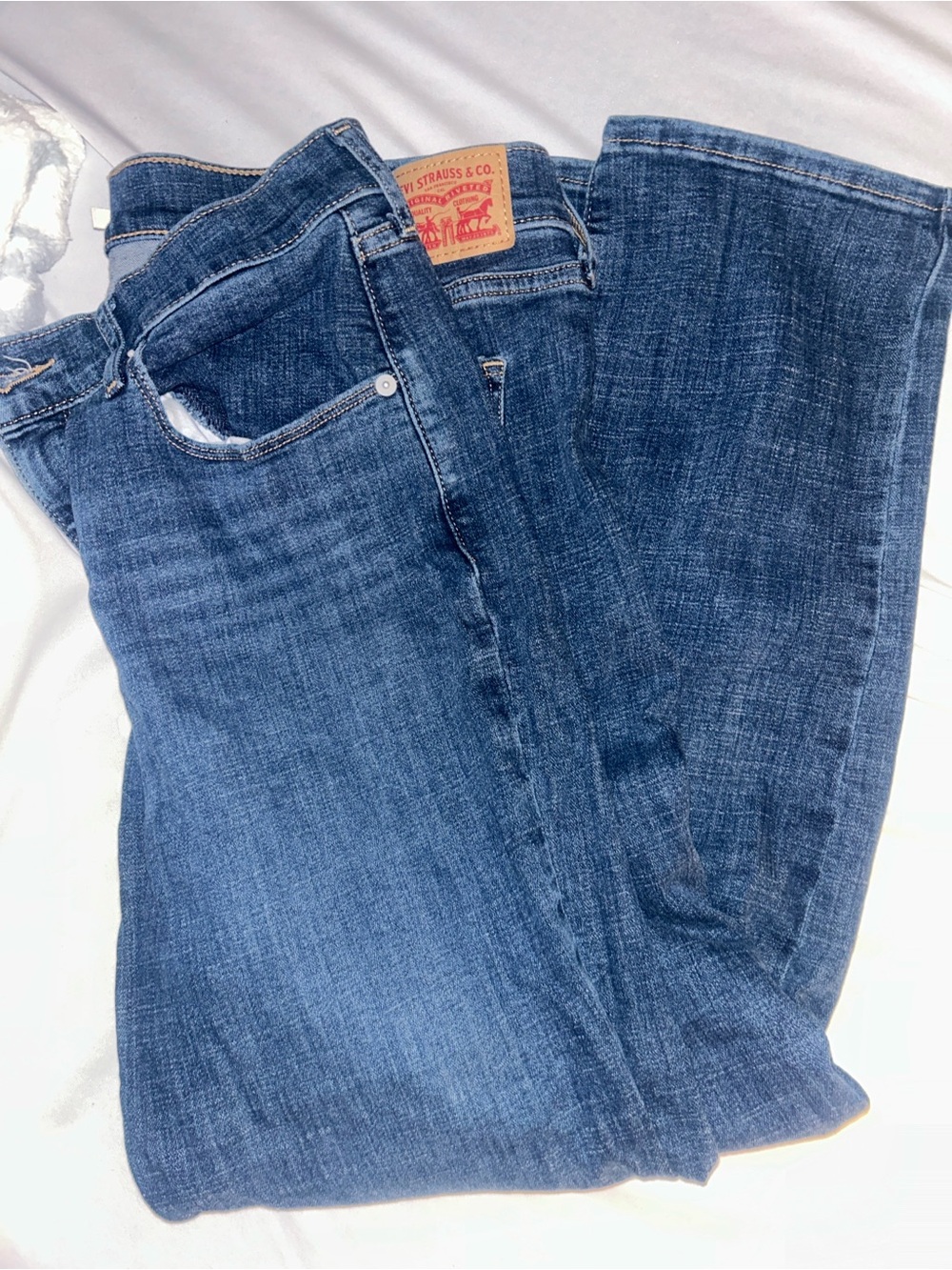 Levi's Women's Dark Blue Classic Straight Jeans